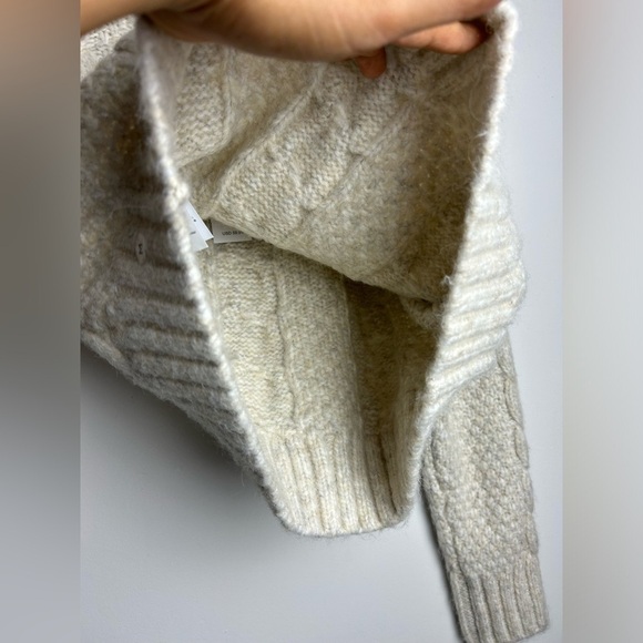 American Eagle M Cable Knit Crop Sweater Fisherman Wool Blend Neutral Turtleneck - Picture 5 of 11